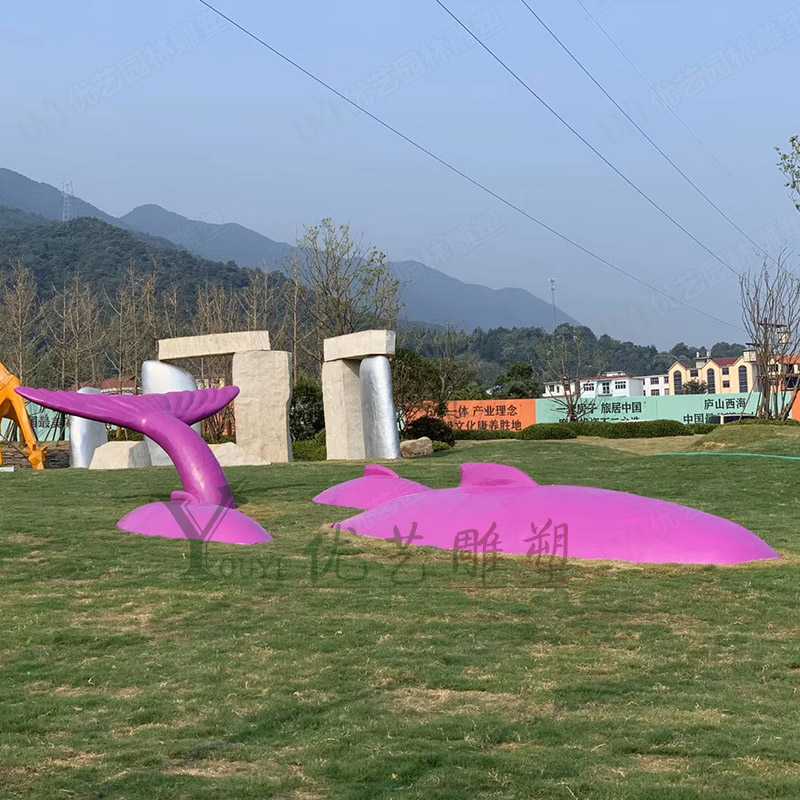 小區(qū)景觀雕塑規(guī)劃時要注意什么呢？