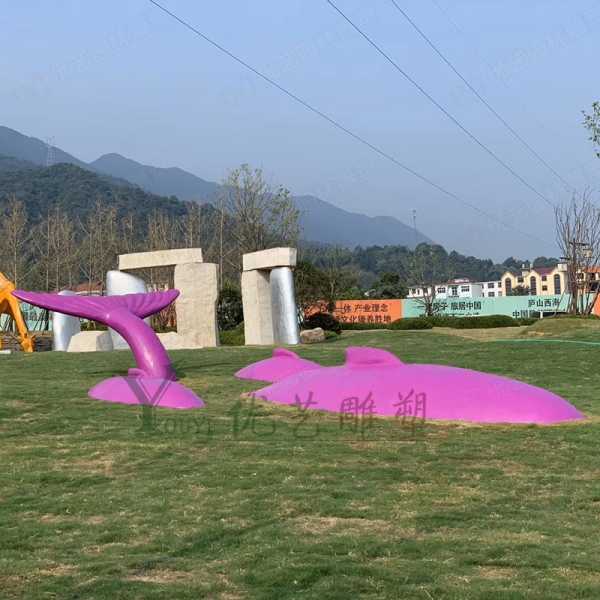 小區(qū)景觀雕塑規(guī)劃時要注意什么呢？